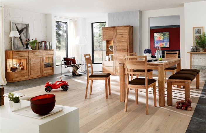 Der passende Esstisch für das Wohnzimmer? | COMNATA Magazin