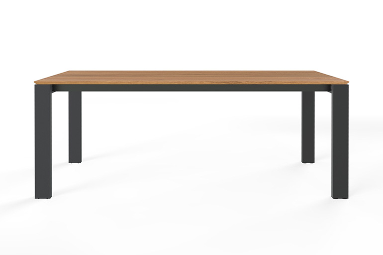 Minimalistischer Tisch Jocko von Comnata. Ein Esstisch aus Holz liegt immer noch weit vorne. Dicht gefolgt von einem Tisch mit Marmor oder Keramikplatte.